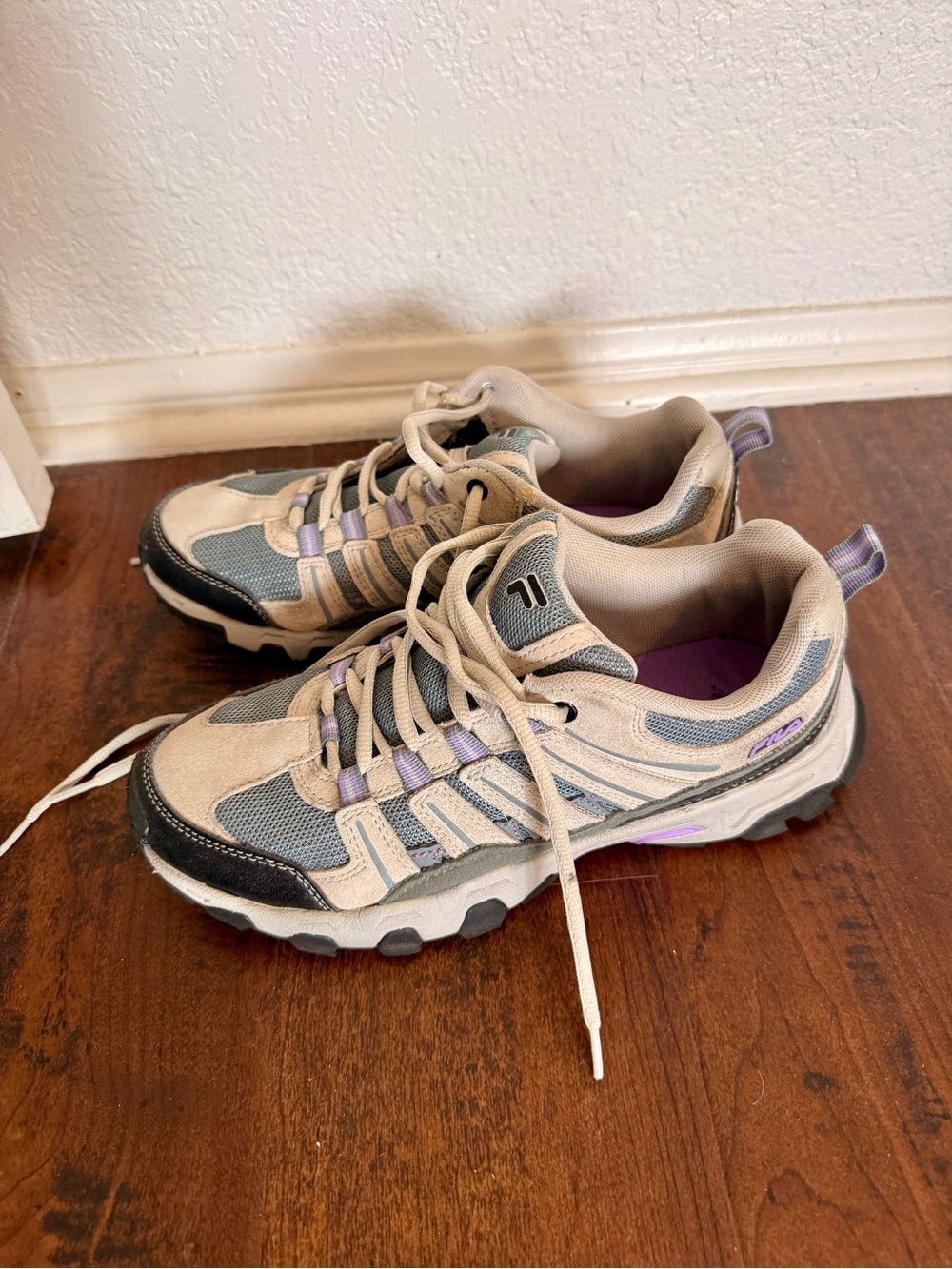 FILA women’s hiking shoes